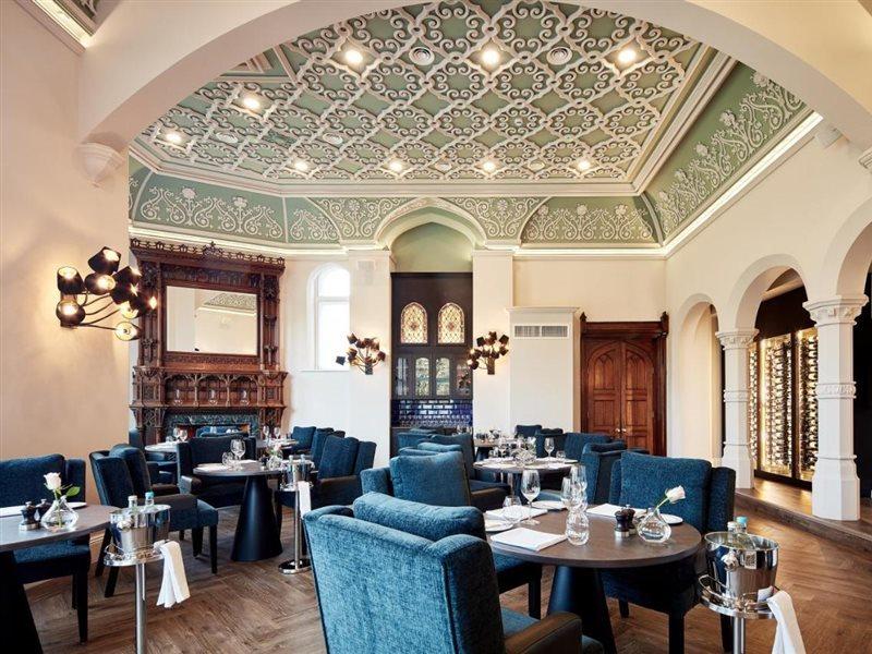 Oddfellows On The Park Чийдъл Екстериор снимка The restaurant